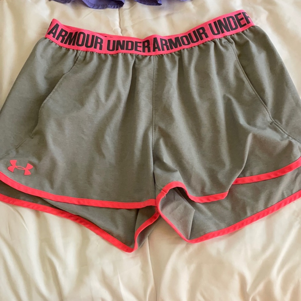 Under armor shorts size M